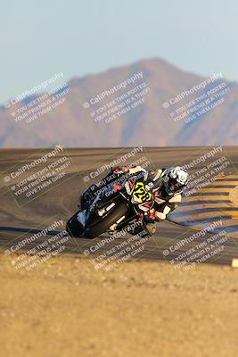 media/Dec-16-2023-CVMA (Sat) [[bb38a358a2]]/Race 13 Amateur Supersport Middleweight/